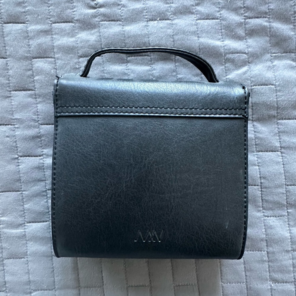 Matt & Nat Handbag - Picture 2 of 4